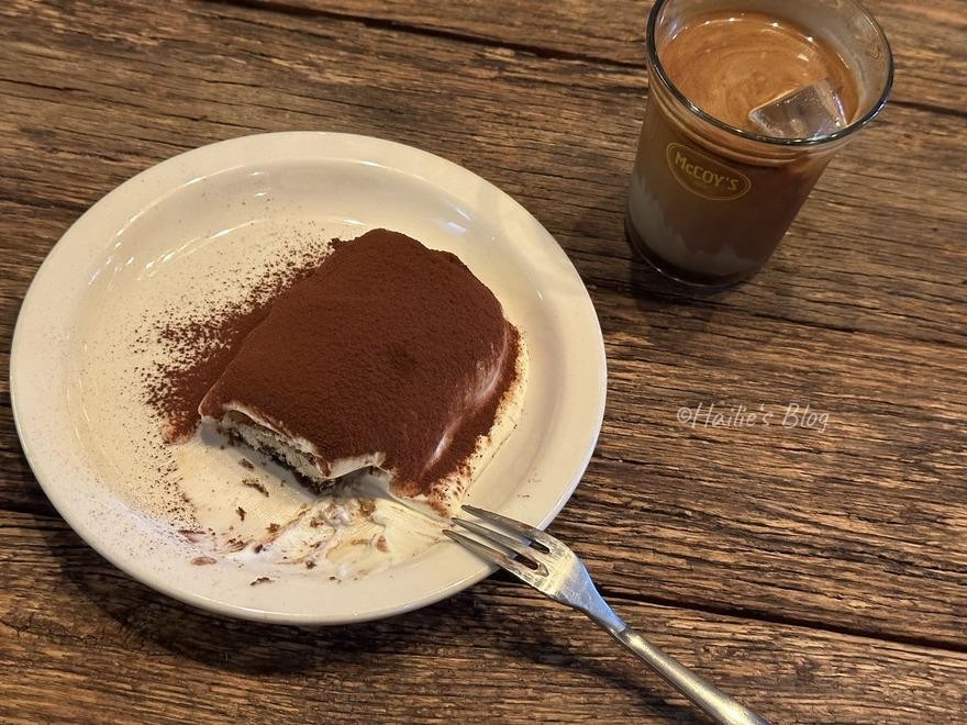 McCOY's cafe 好吃手工提拉米蘇配咖啡