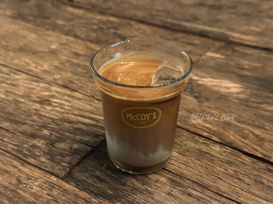 延南洞 McCOY's cafe 招牌飲品Flat white