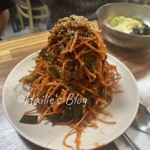 江陵아바이회국수餐廳招牌魚生拌麵